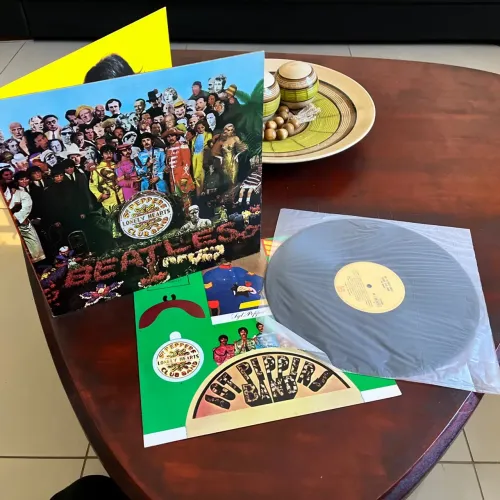 LP/Vinil The Beatles - Sgt Peppers Lonely Hearts Club Band