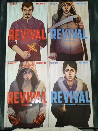 Revival Deluxe edition completo em 4 edições - Em INGLÊS