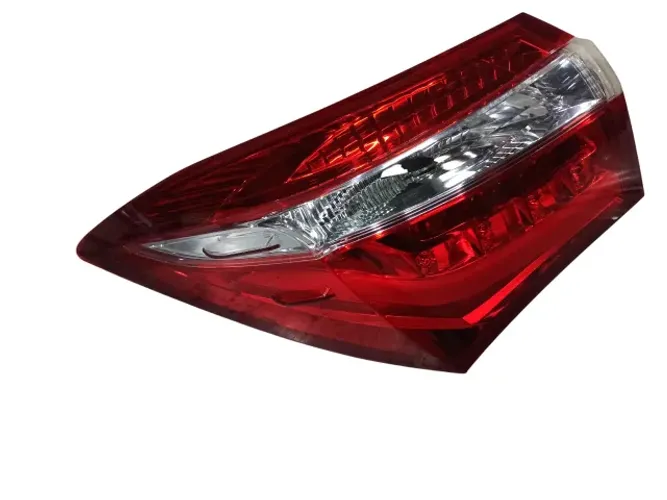Lanterna Esquerda Corolla 2015 A 2019 C/led Usada Restaurada