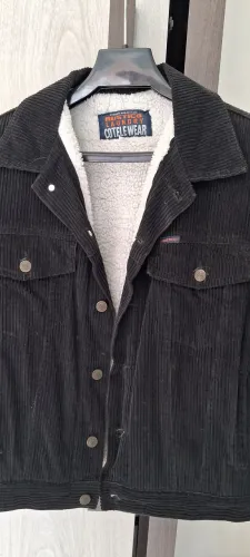 Jaqueta de veludo cotele com Forro de Sherpa