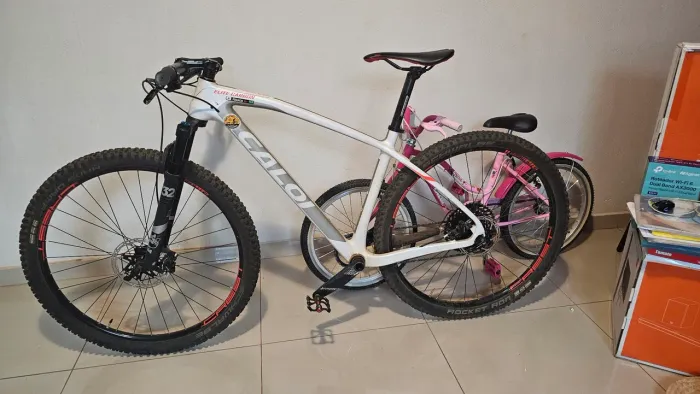 Caloi Elite Carbon - Mountain Bike