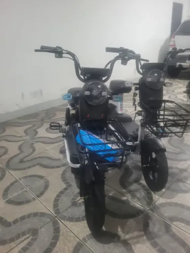 Bicicletas Elétricas Modernas e Econômicas