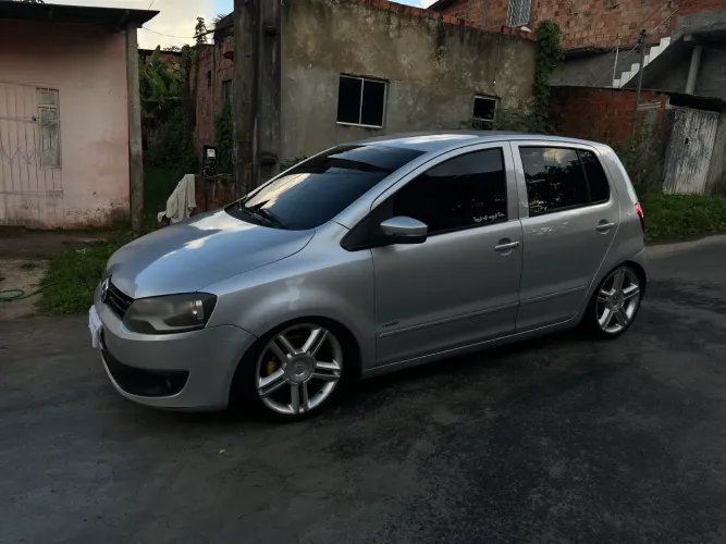 Volkswagen Fox 1.6 MI Total Flex 8V 5P 2012