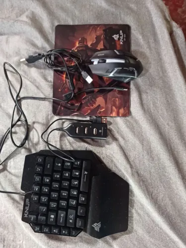 Teclado Gamer Knup com Mouse e Hub USB