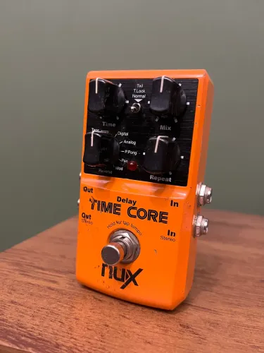 Pedal Nux Time Core Delay & Loop
