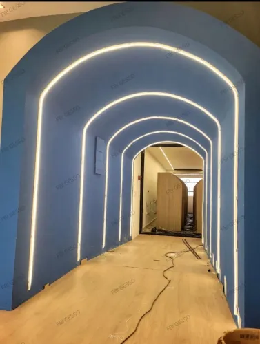 Forro e divisórias em draywall e gesso comum