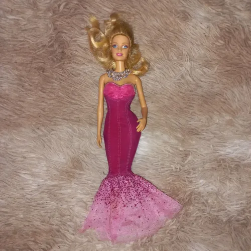Barbie Fashionista usada