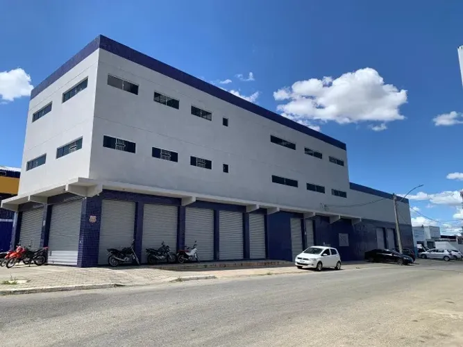 Galpão para locação na Av. Presidente Dultra em Vitória da Conquista
