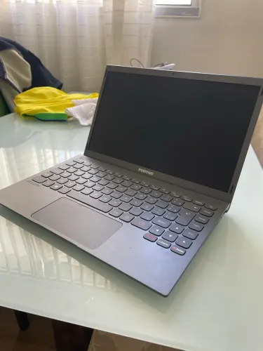 Venda-se notebook semi novo