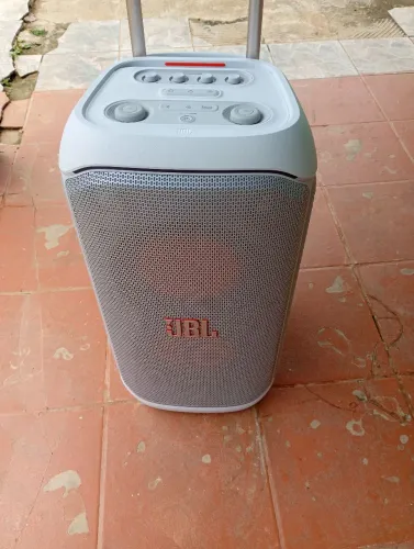 Caixa JBL 320