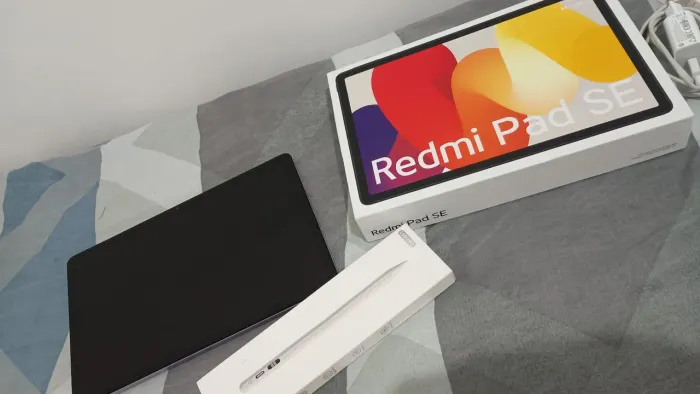 Vendo Tablet Pad SE XIOME, vem com S pen. 8 de ram e 256g de memória.