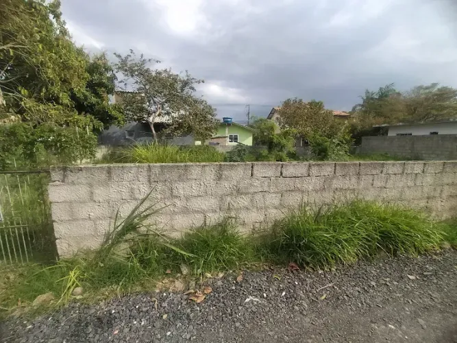 Imóvel para venda possui 363 metros quadrados na Tapera da Base - Florianópolis - SC
