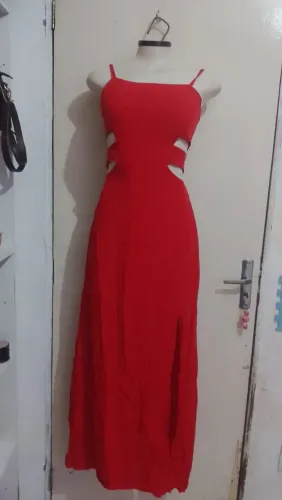Vendo vestido novo