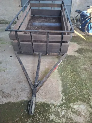 Carretinha para engate