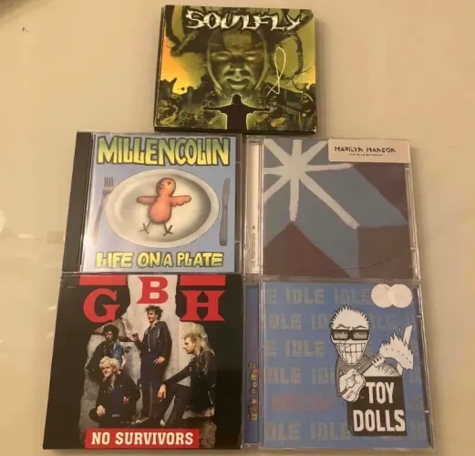 CDs