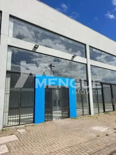Aluga-se loja com 310m² no Bairro Navegantes por R$ 7.000,00.