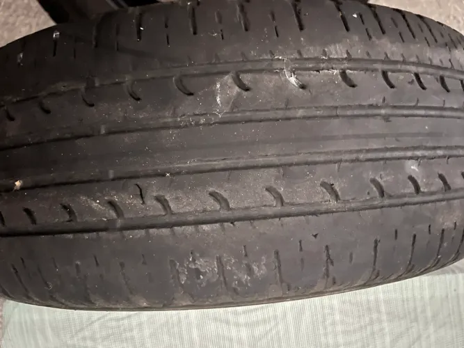 Pneus 205/65/16
