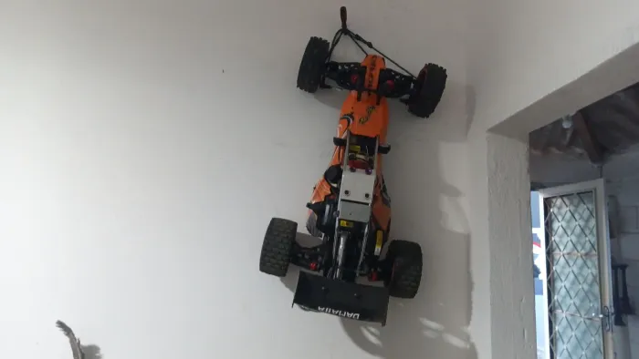 Auto modelo baja