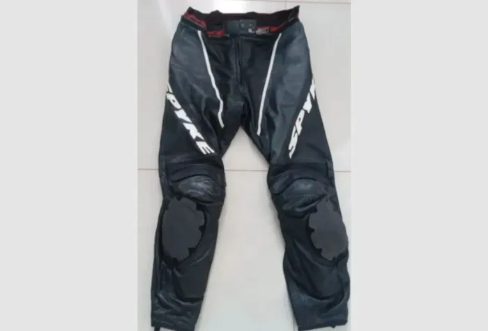 Vendo ou troco por algo do meu interesse Roupa para andar de moto