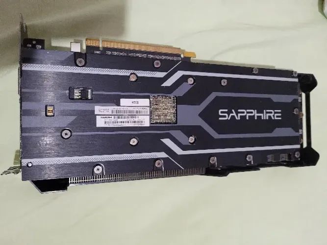 laca De Vídeo Sapphire Nitro Radeon R9 390x 8gb (não dá vídeo)