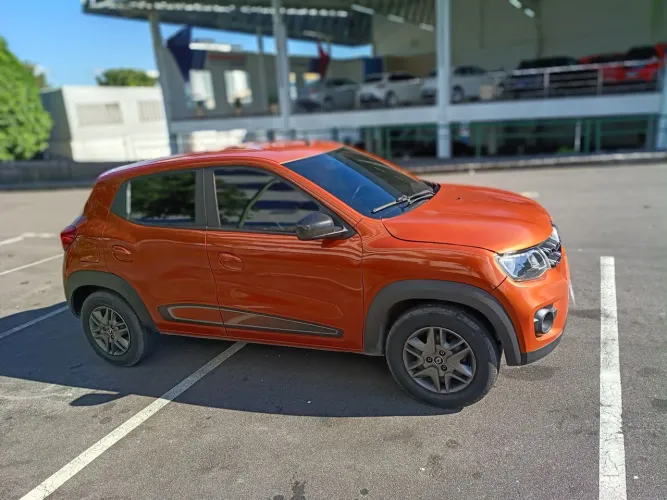 Renault Kwid Intense 1.0 Flex 12V 5P Mec. 2022