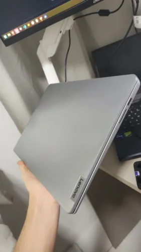 Notebook Lenovo Ideapad 1 - 8GB RAM DDR5, Ryzen 5 7520U (SEM SSD)
