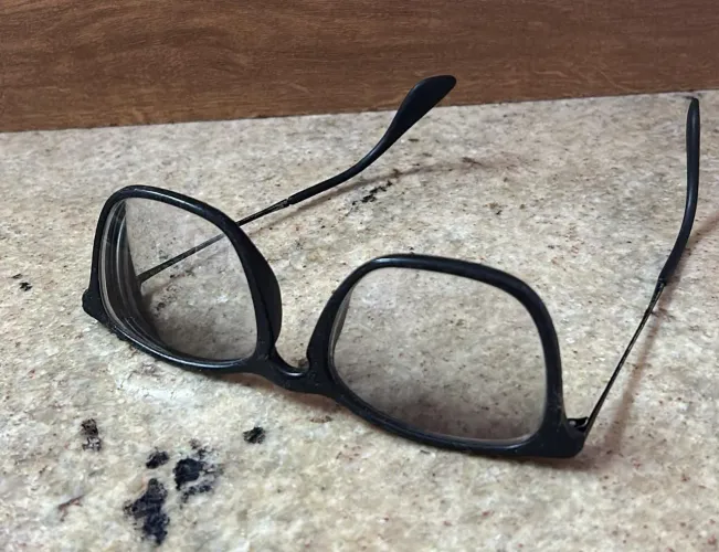 ARMAÇÃO PARA ÓCULOS DE GRAU RAY BAN ORIGINAL MASCULINO USADA