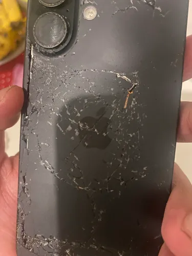 iPhone 16 para retirar peças