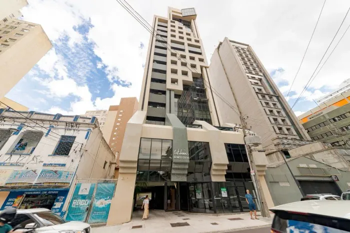 Sala comercial no Centro de Curitiba - BELLOS IMÓVEIS