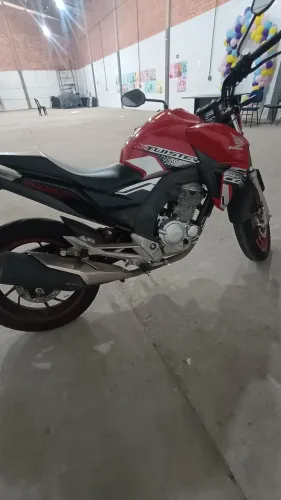 Moto excelente estado