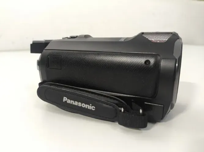 Câmera de Vídeo Panasonic HCV770 | Full HD | Zoom Óptico 20x SKU: 3854048