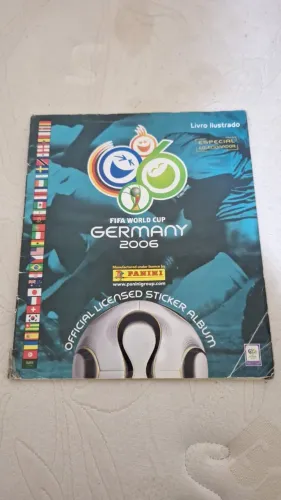 Álbum Copa do Mundo 2006 INCOMPLETO*