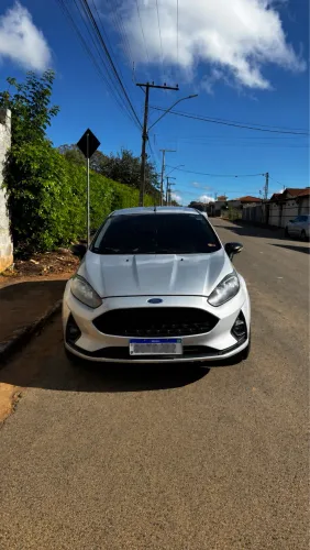 Ford Fiesta SE Style 1.6 16V Flex Mec. 5P 2018