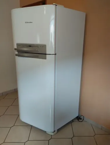 Geladeira Duplex Electrolux Frost Free 402lts