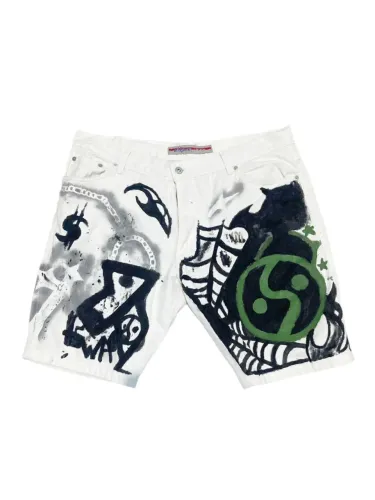 VENDO ESSE SHORTS CUSTOMIZADO POR  MIM TAMANHO 50
