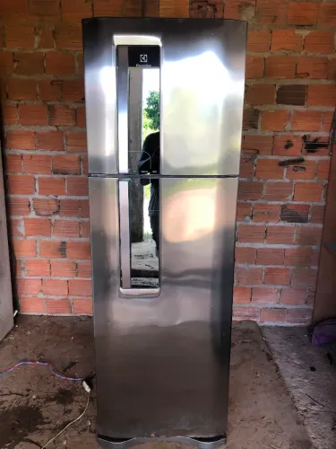 Geladeira Electrolux Frost Free Inox 