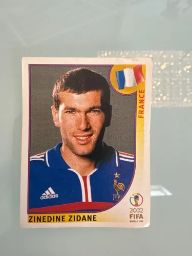 ZINEDINE ZIDANE figurinha panini 2002 japão/koreia