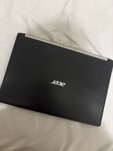 Notebook Acer com placa de vídeo 