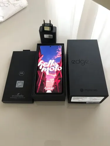 Moto Edge 50 Ultra 4 meses de uso, Nota e Garantia 2027 vnd troco