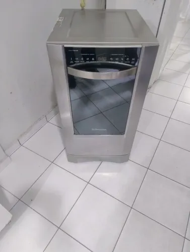 LAVA LOUÇAS ELECTROLUX 