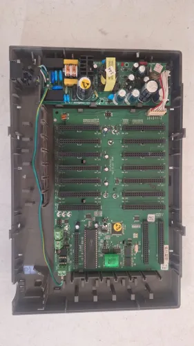 Central Cp 112 Intelbras USADA. TAMPA AMARELADA. Funcionando perfeitamente. 