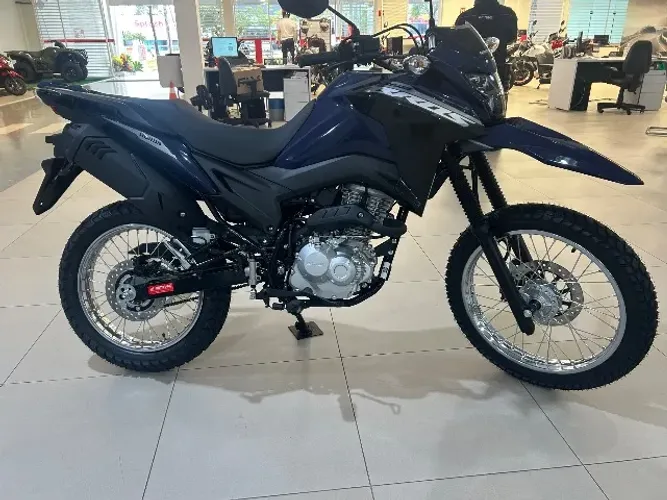 nova BROS 160 CBS