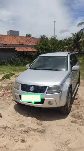 Suzuki Grand Vitara 2.0 16V 4x2/4x4 5P Mec. 2010