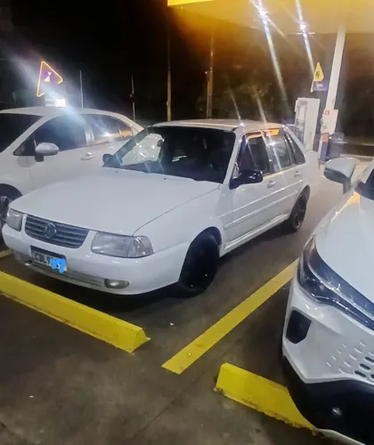 Volkswagen Santana 1.8 MI (álcool) 1999