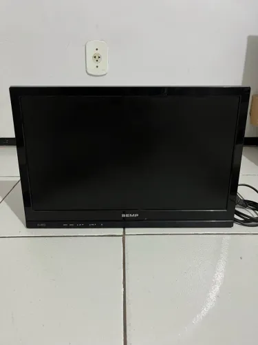 Tv semp toshiba lcd 19 polegadas com defeito