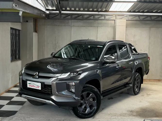 Mitsubishi TRITON HPE 2.4 CD 4X4 TB Diesel Aut. 2025