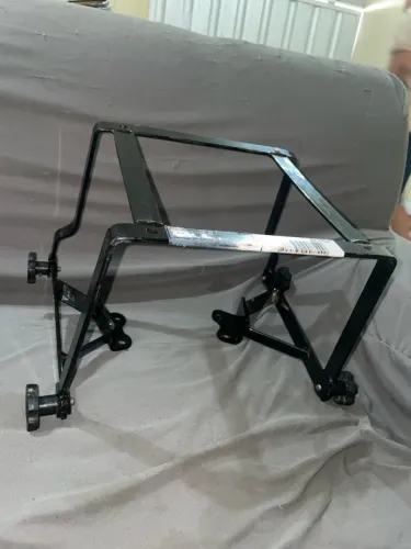 Suporte para baú Factor 150