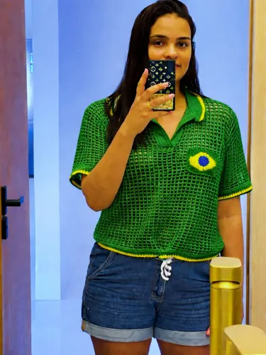 Cropped gola polo crochê Brasil