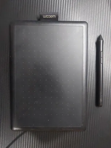 ONE by WACOM KSO-B424