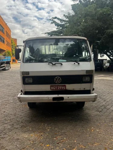 CAMINHÃO VOLKS 7 90 S